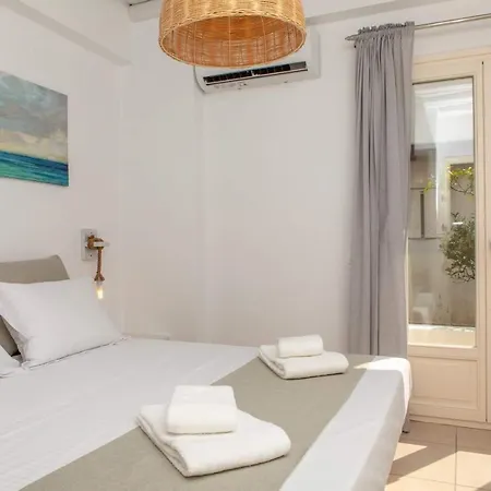 Sorokos 8 * Naxos City